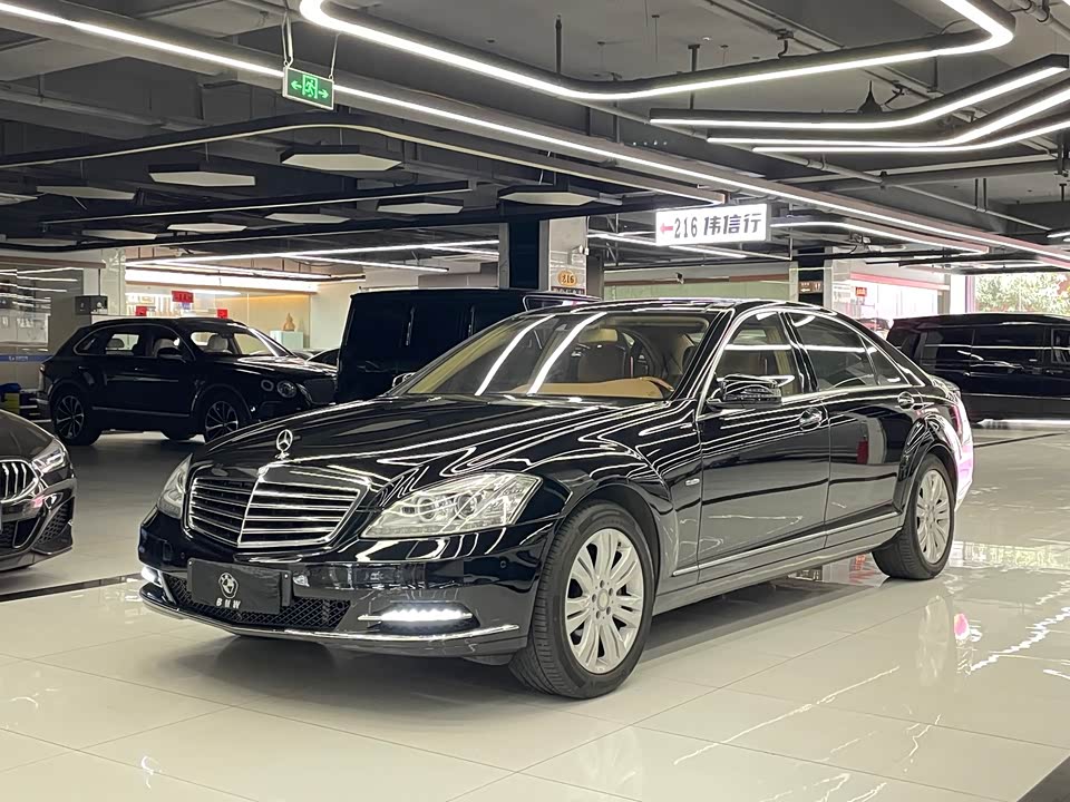Mercedes-Benz S-class