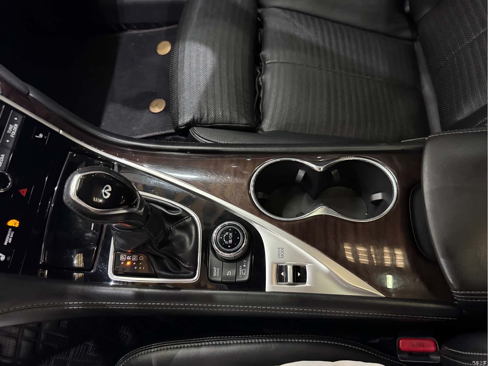 Infiniti Q50L, 2018 37