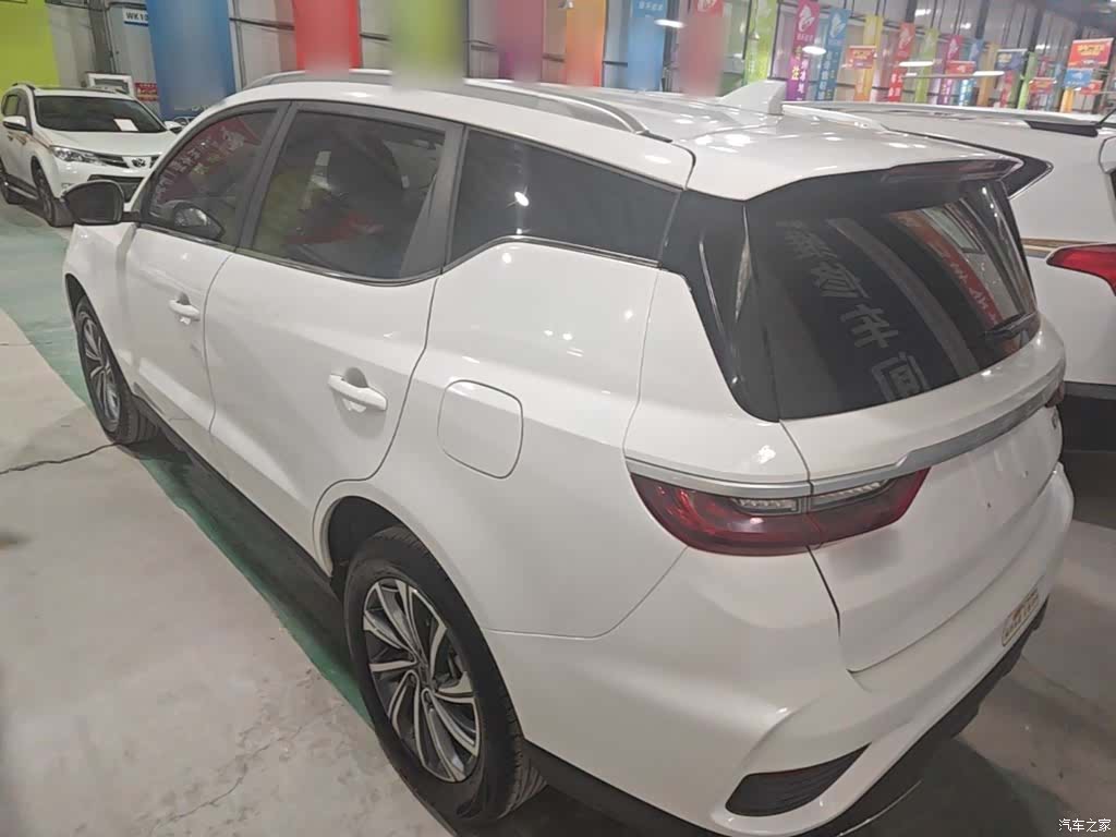 Geely X6, 2021 все фото