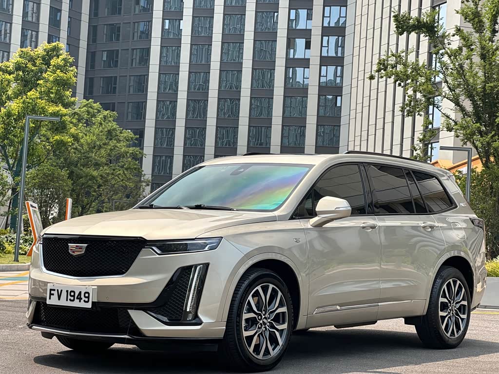 Cadillac XT6