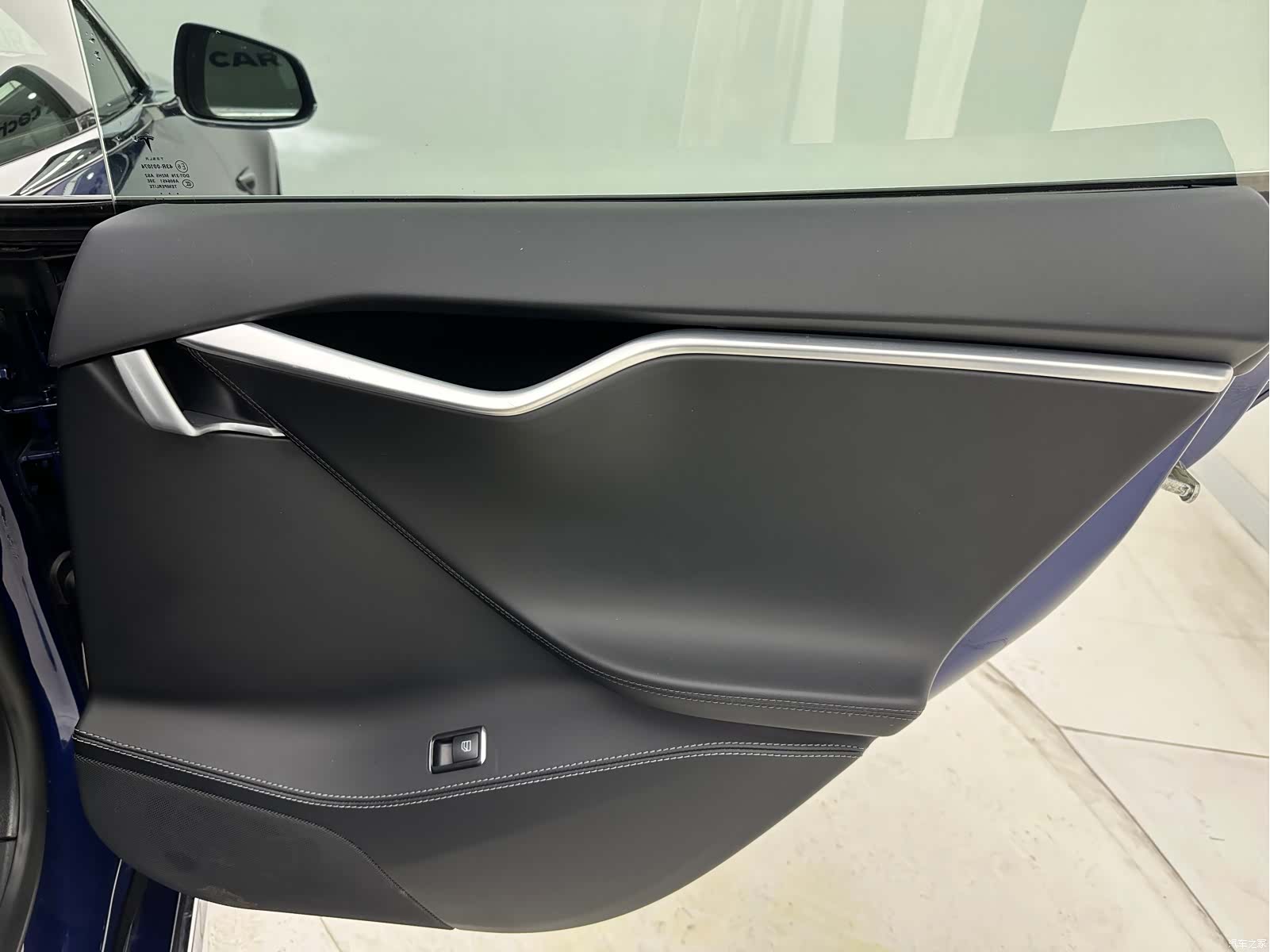 Tesla Model S, 2018 23