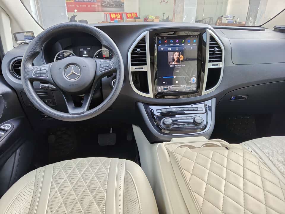 Mercedes-Benz Vito