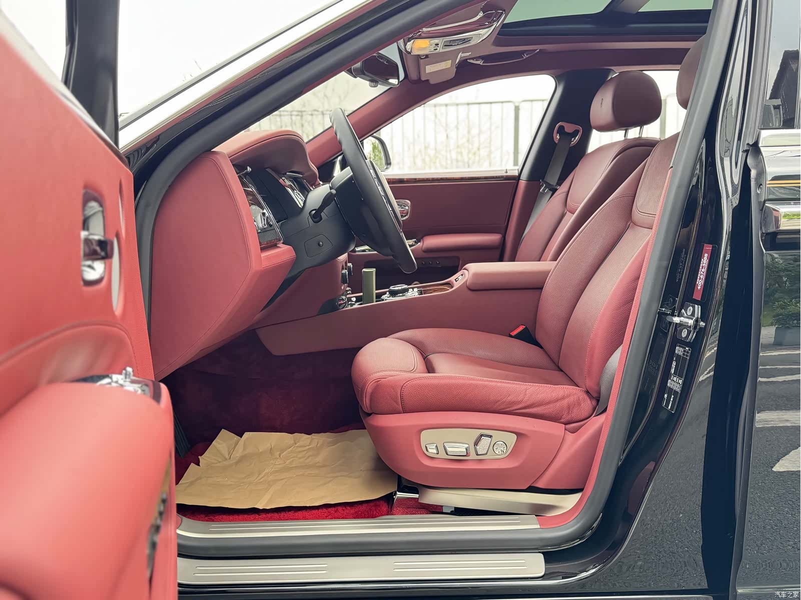 Rolls-Royce Ghost, 2017 22
