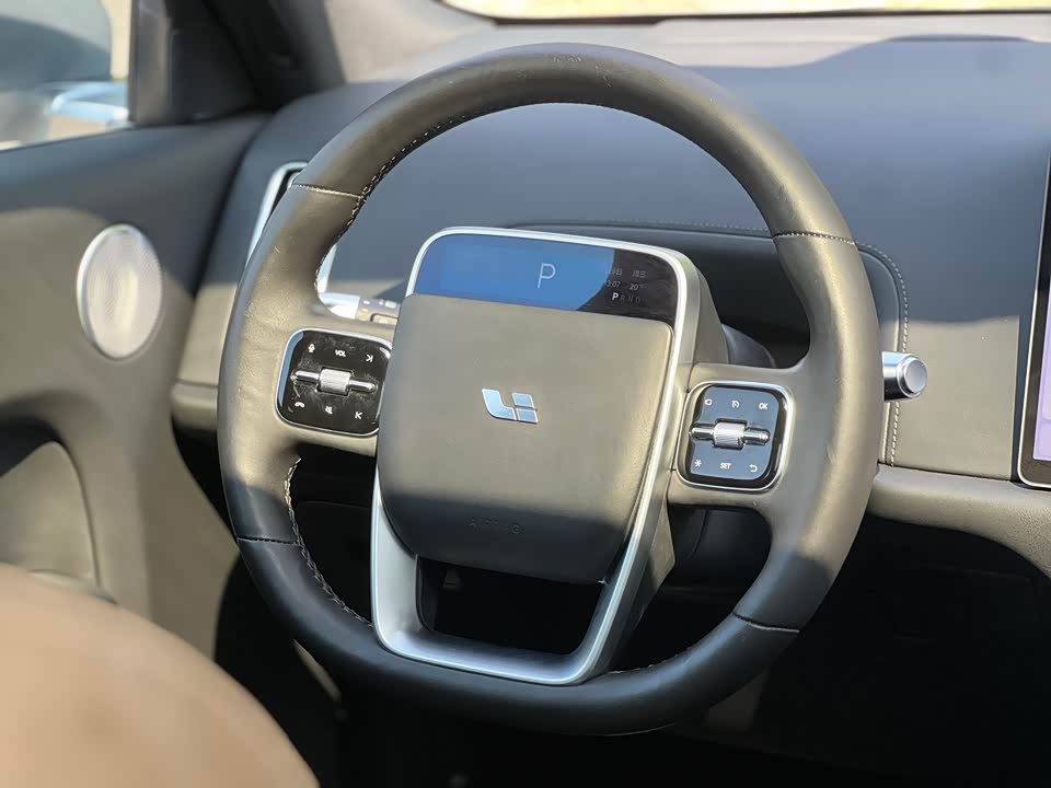 Li Auto Ideal L9