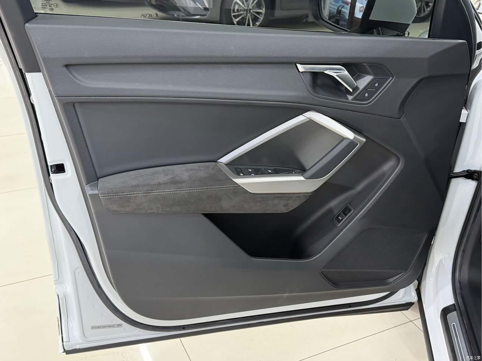 Audi Q3, 2022 8