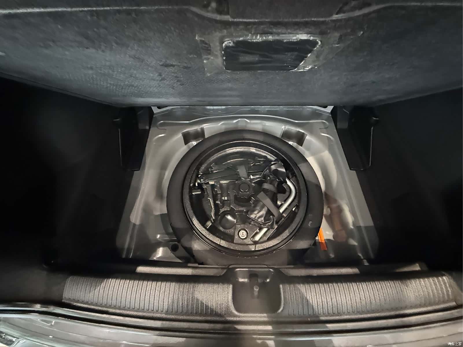 Audi Q2L, 2022 21