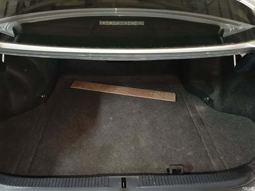 Lexus ES, 2016 10