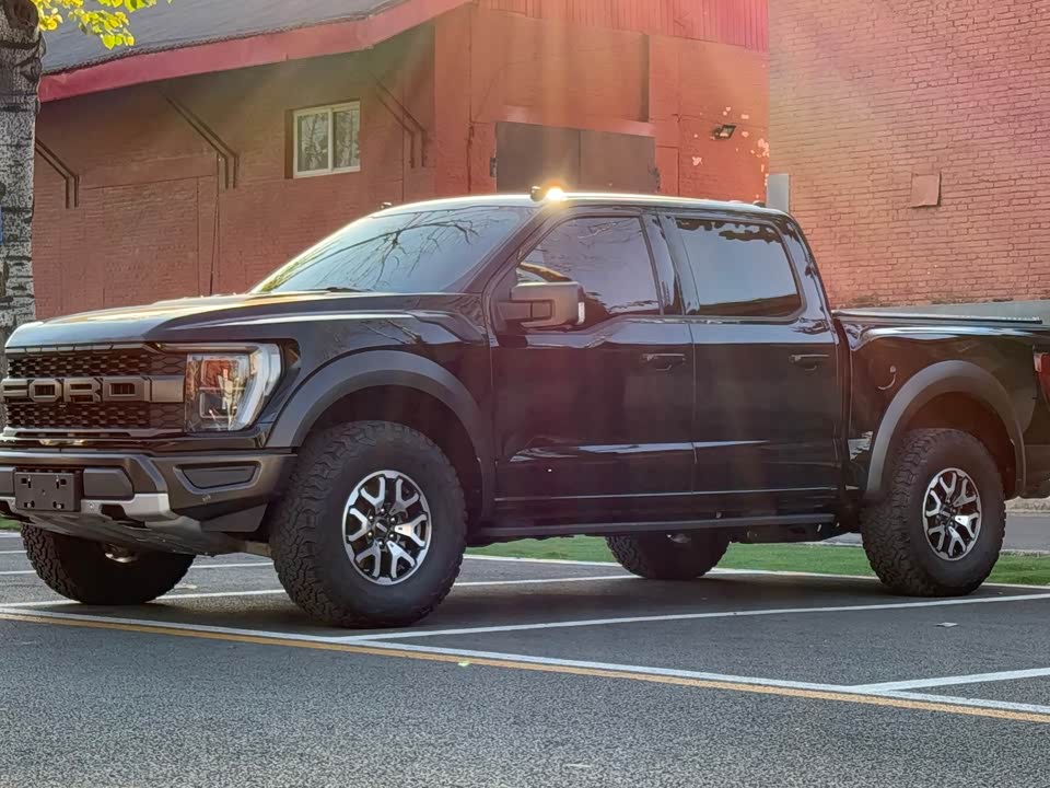 Ford F-150 Raptor