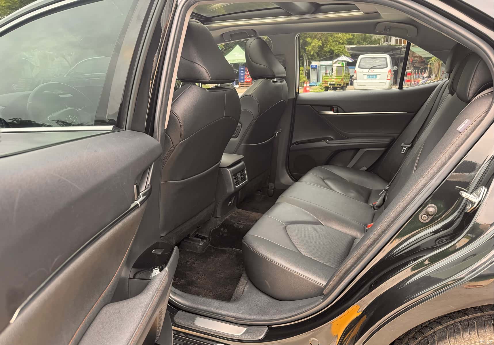 Toyota Camry, 2021 11