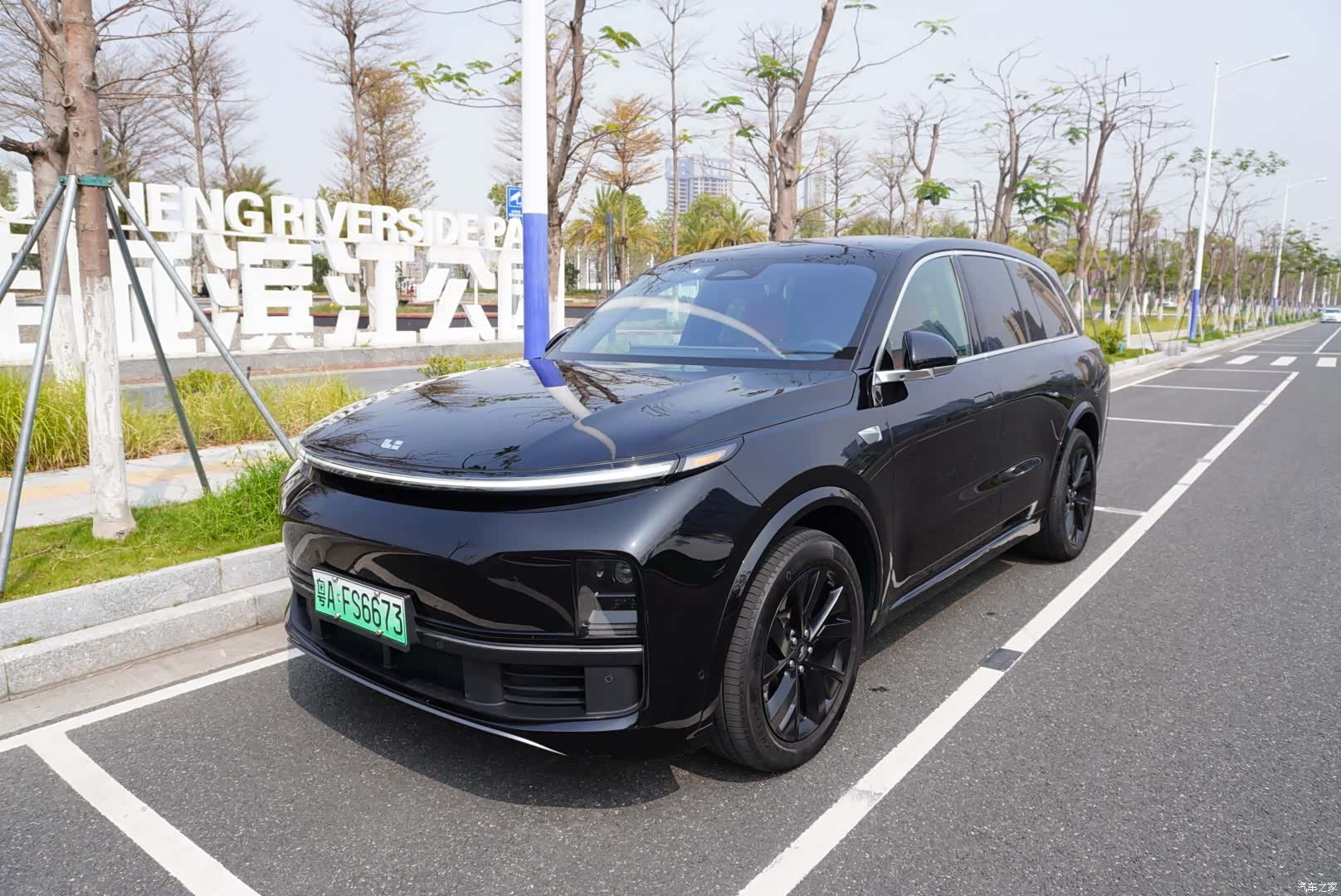 Li Auto L8, 2023 1