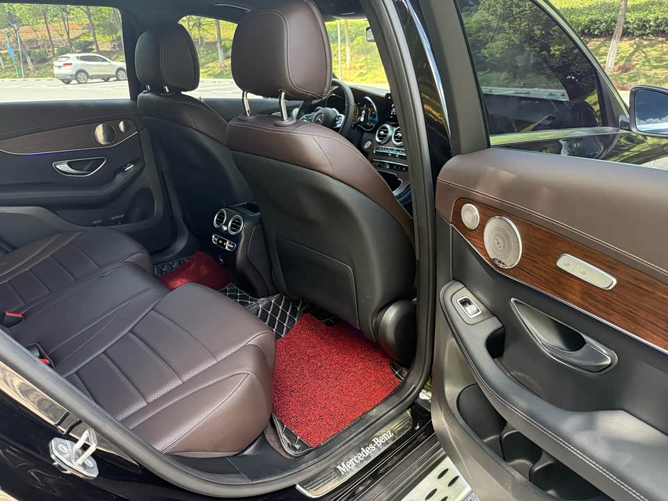 Mercedes-Benz GLC Mercedes-Benz GLC