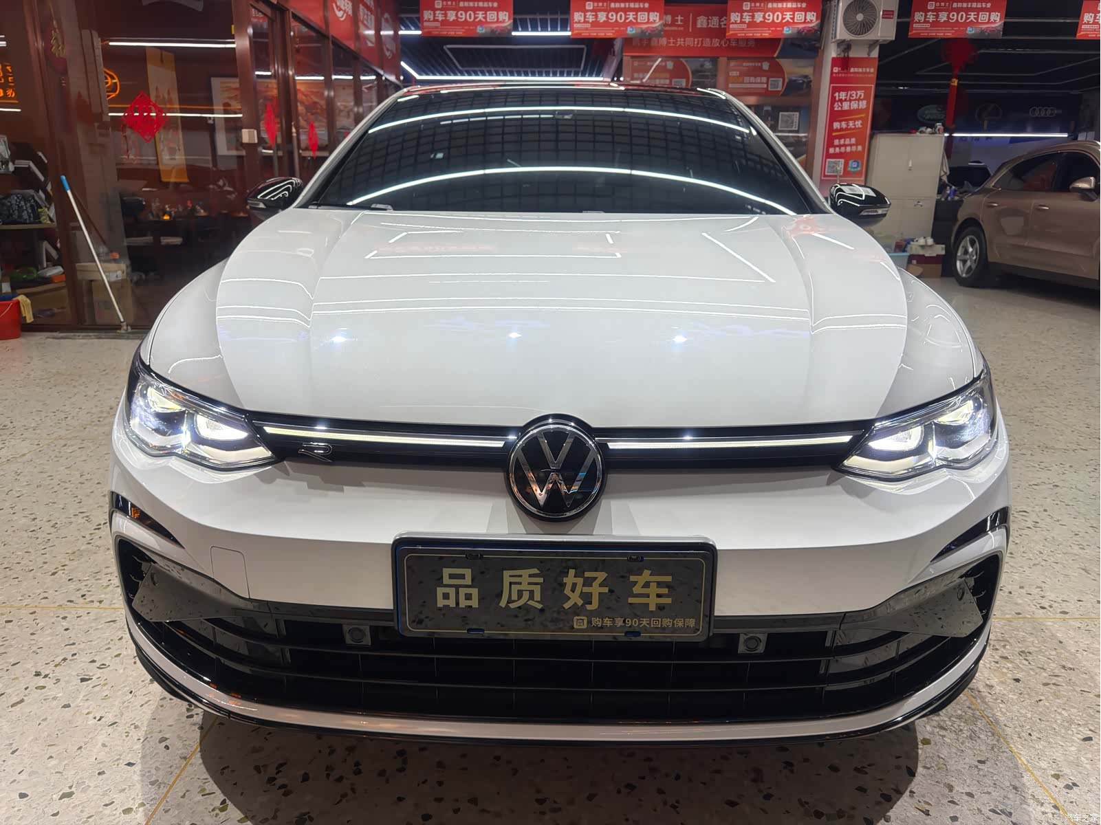 Volkswagen Golf, 2023 3