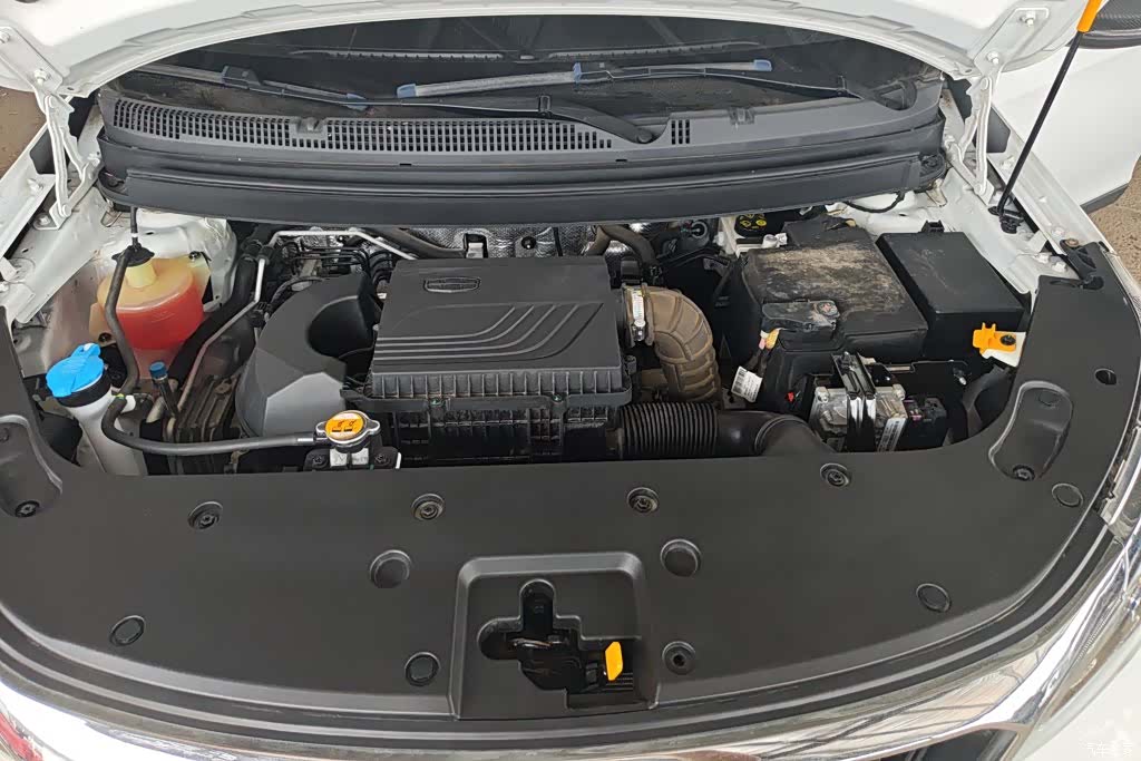 Geely X3, 2021 10