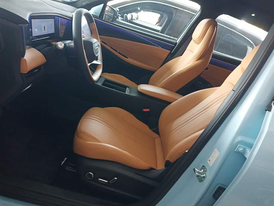 Geely Galaxy Galaxy L7