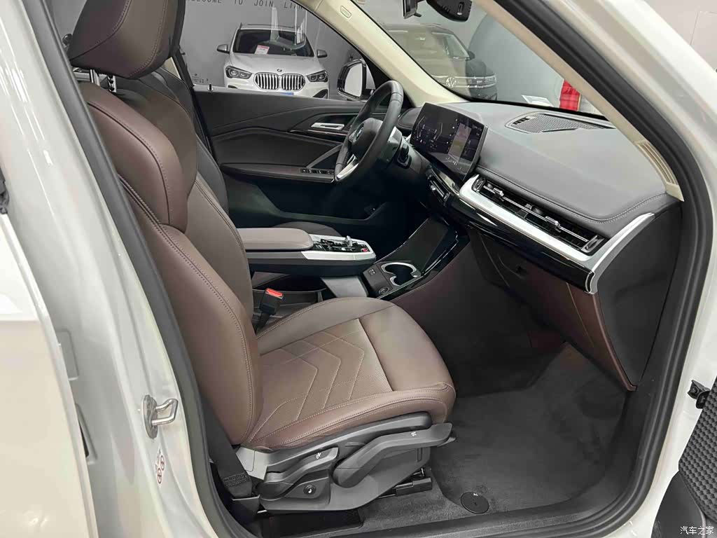 BMW X1, 2024 13