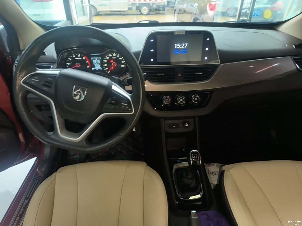 Wuling 310W, 2018 10
