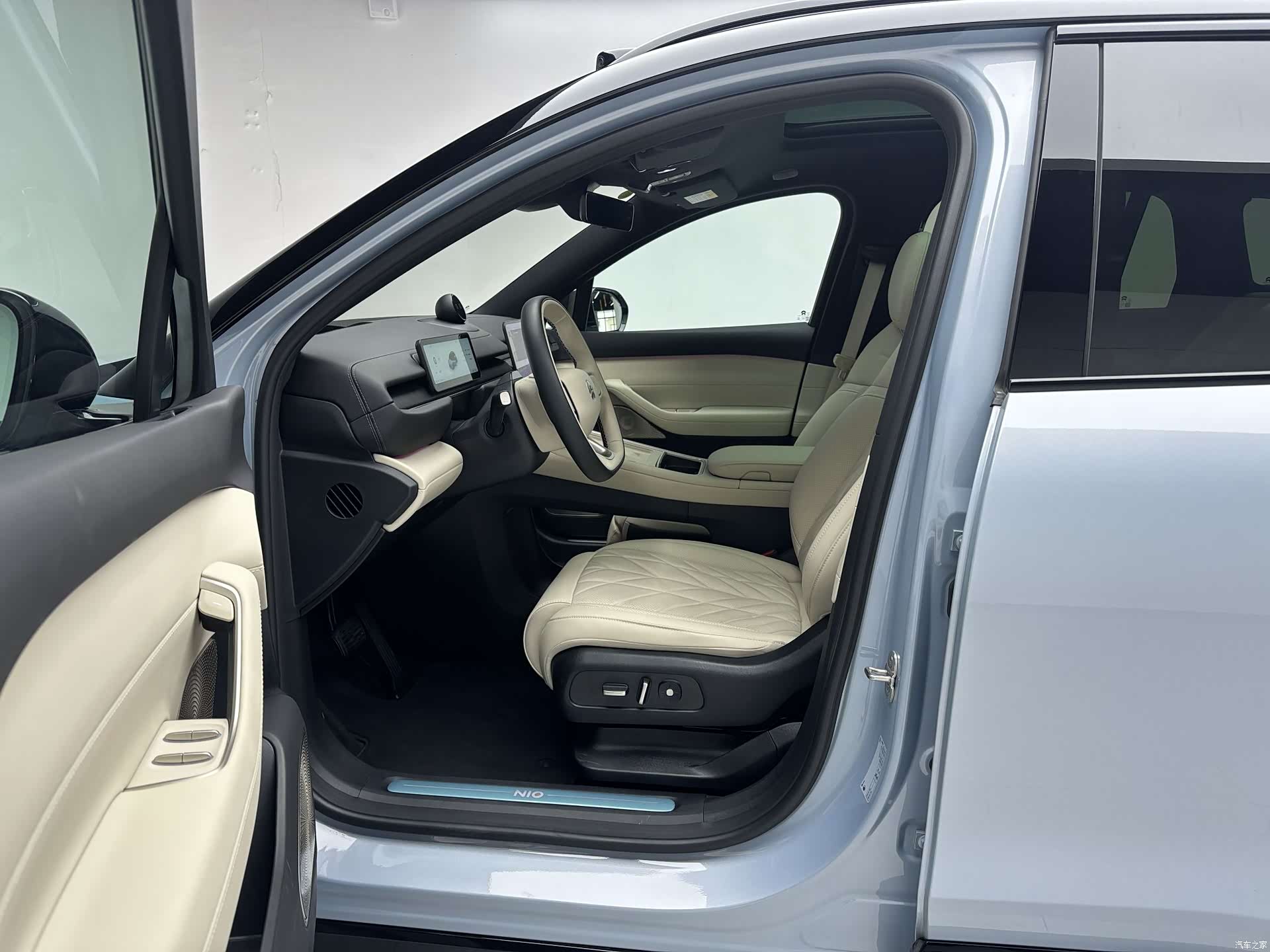 NIO ES6, 2025 8