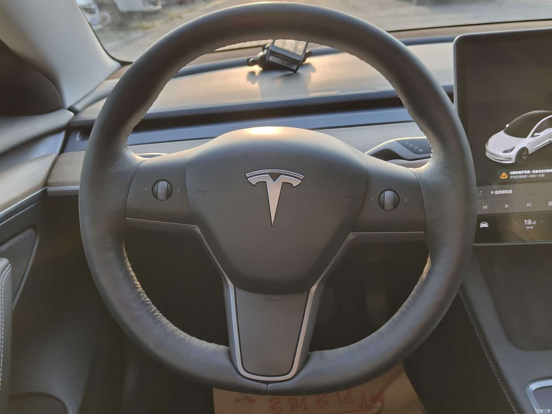 Tesla Model 3, 2021 9