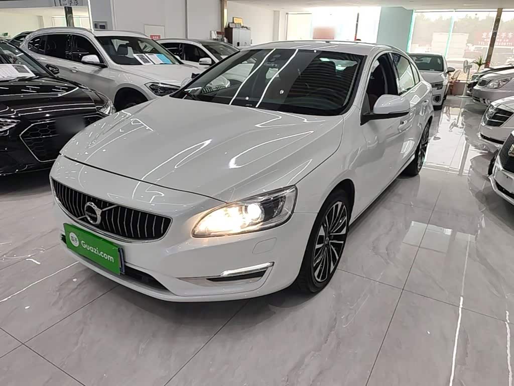 Volvo S60