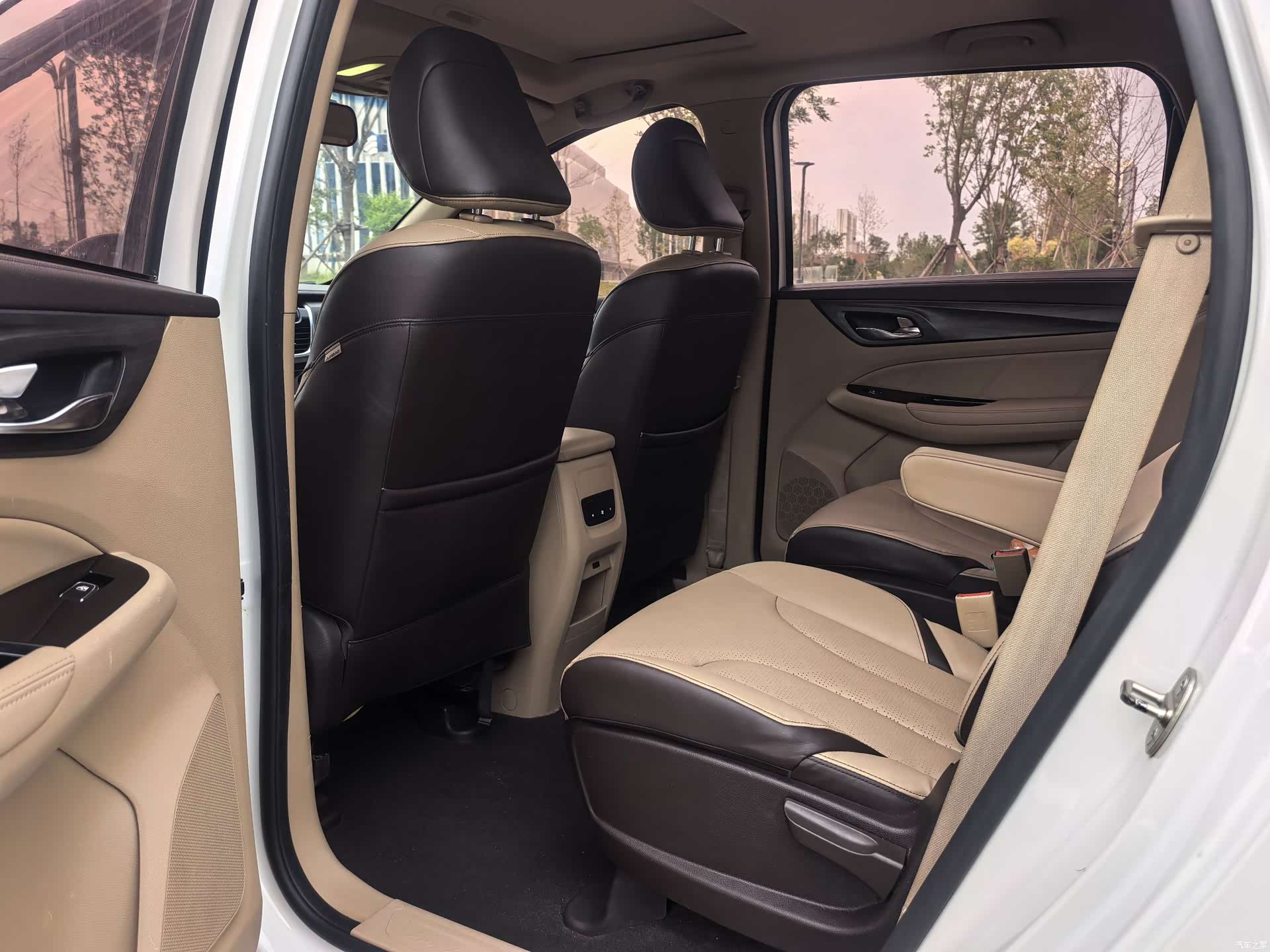 Wuling 730, 2017 7