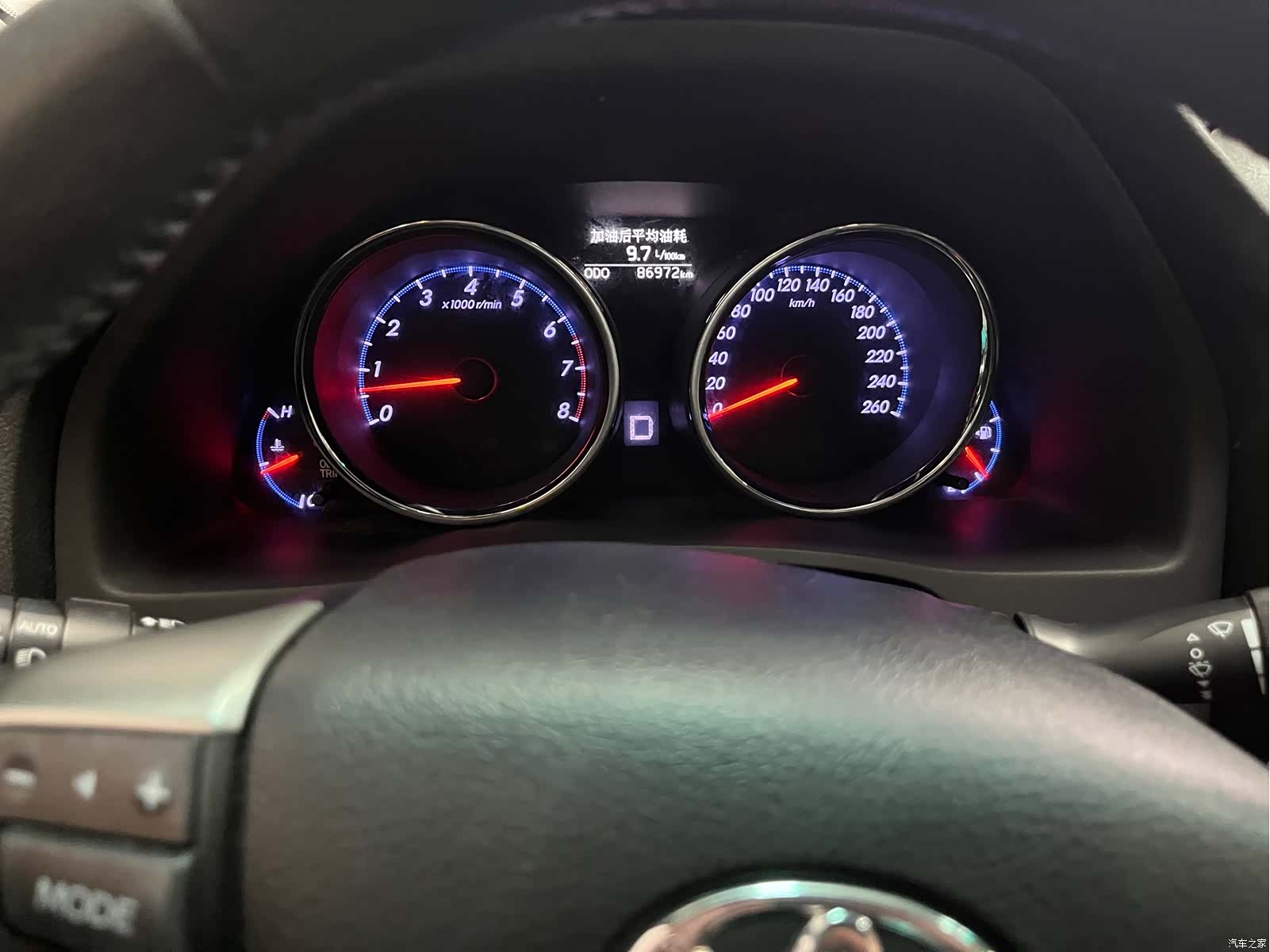 Toyota 2.5V, 2015 8