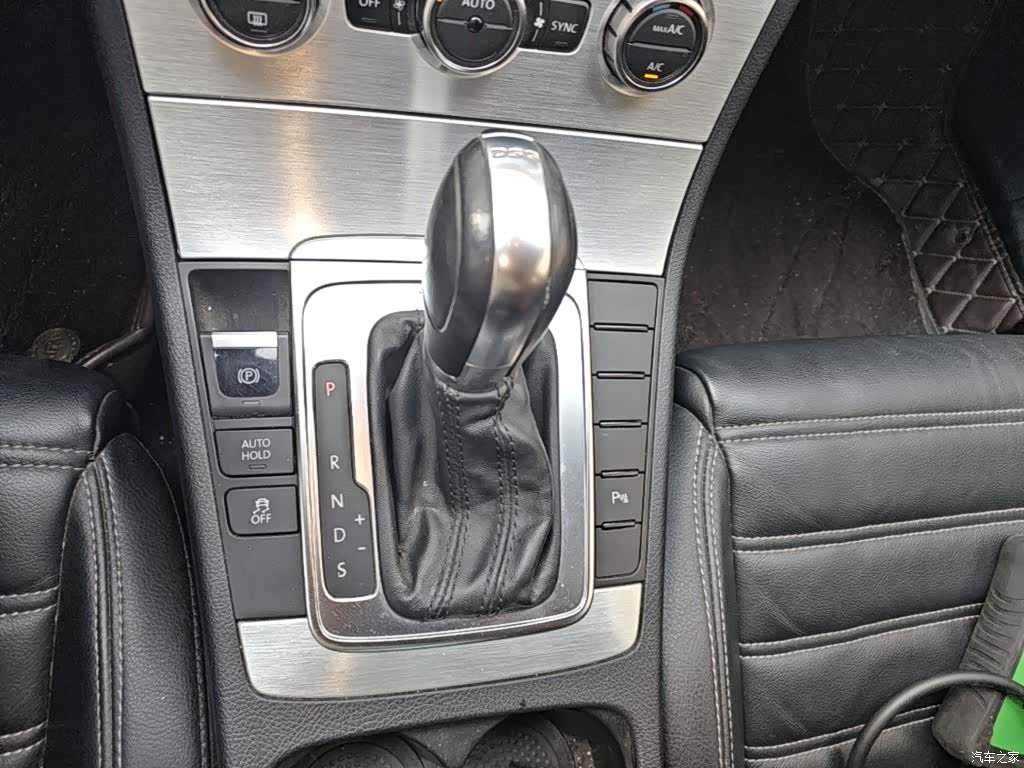 Volkswagen CC, 2016 14