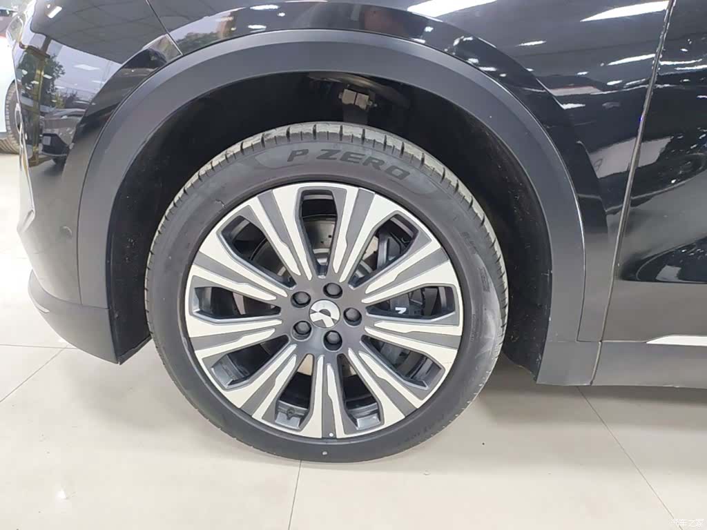 NIO ES8, 2024 23
