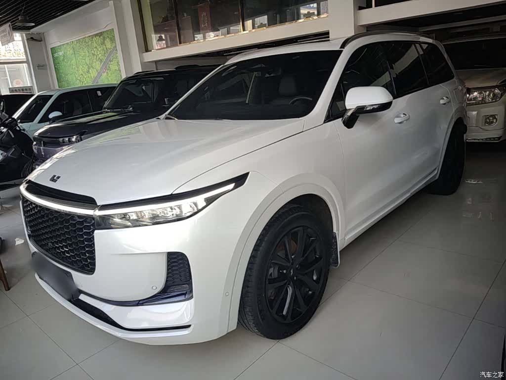 Li Auto ONE, 2022 1