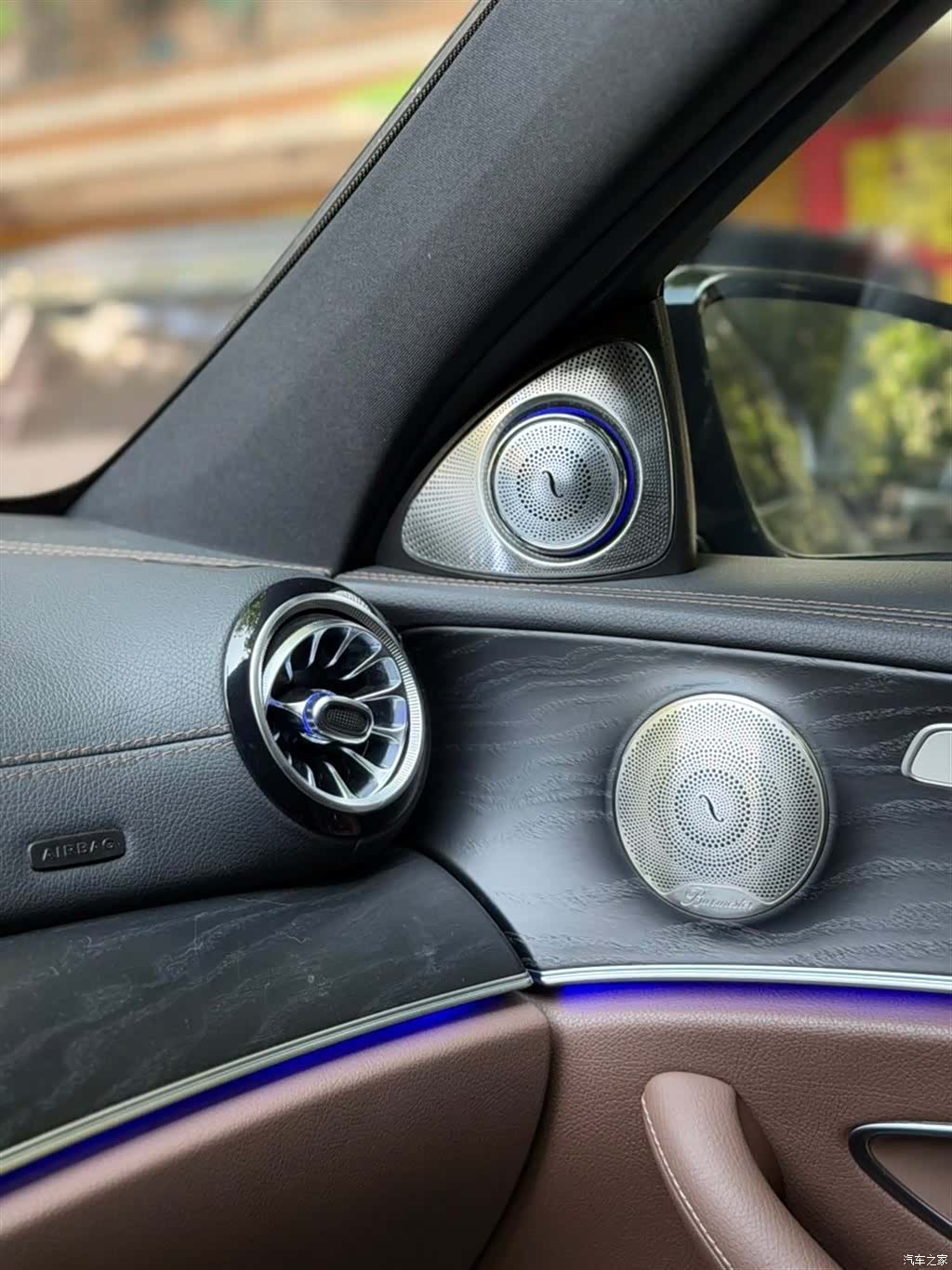 Mercedes-Benz E-Class, 2022 8