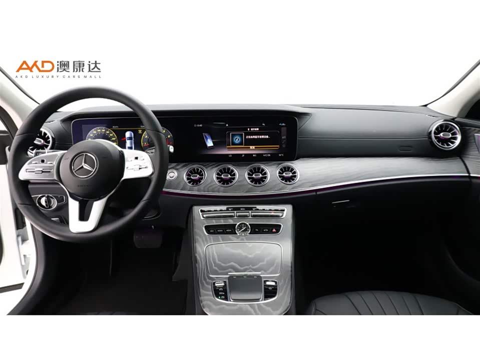 Mercedes-Benz CLS Mercedes-Benz CLS