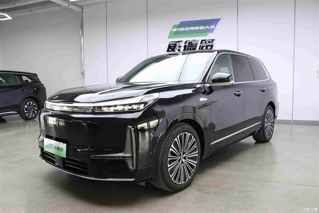 Geely M9
