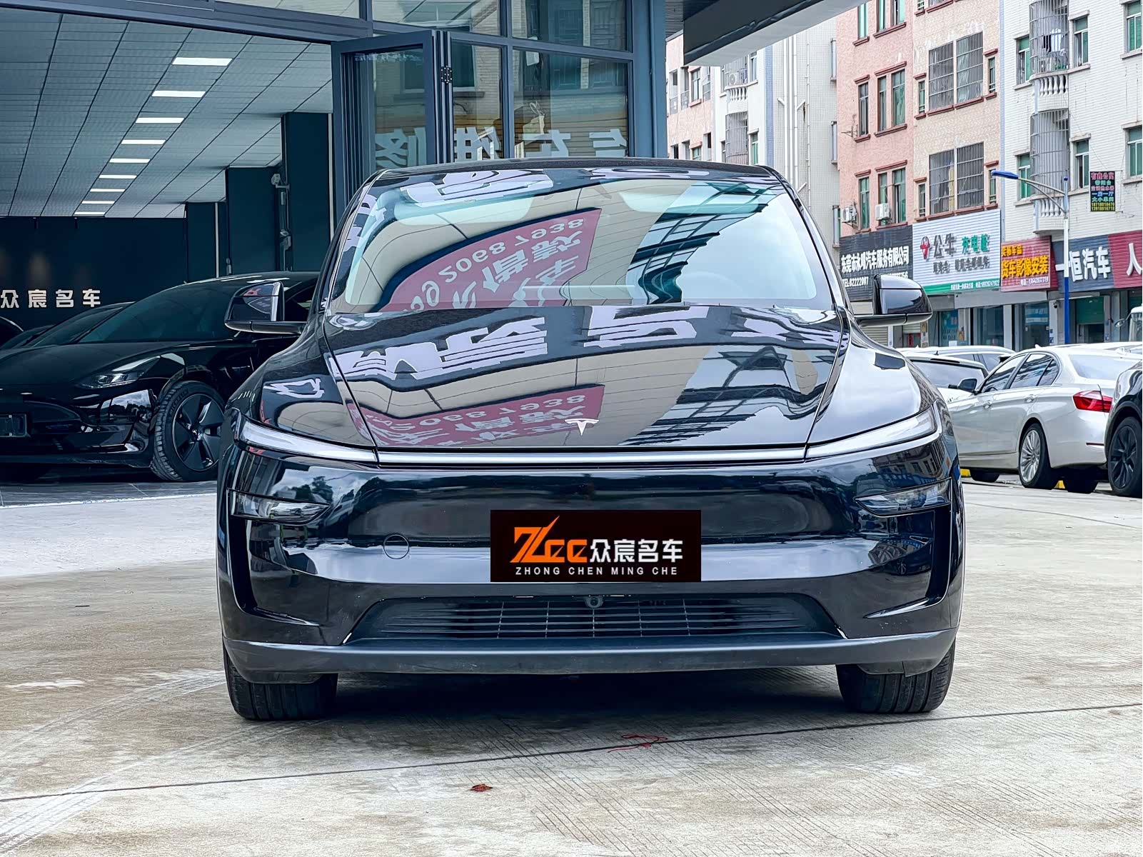 Tesla Model Y, 2025 3