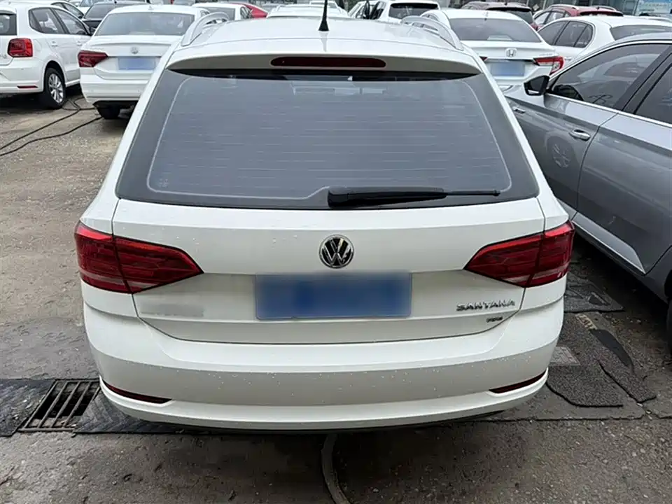 Volkswagen Santana