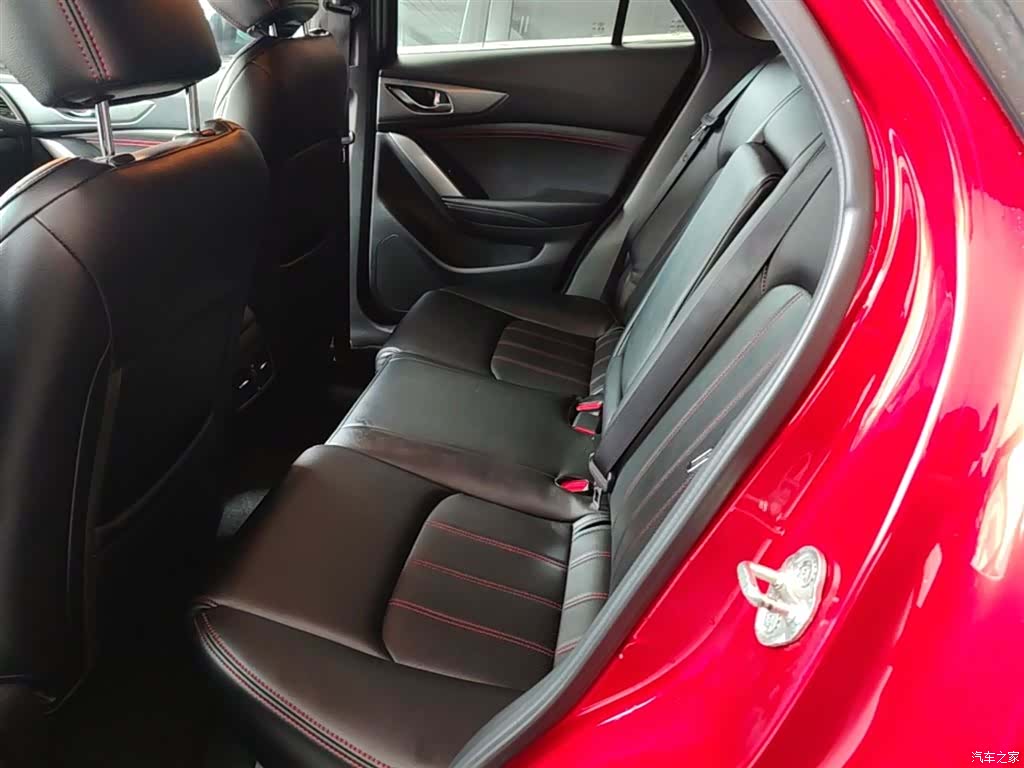 Mazda CX-4, 2018 17