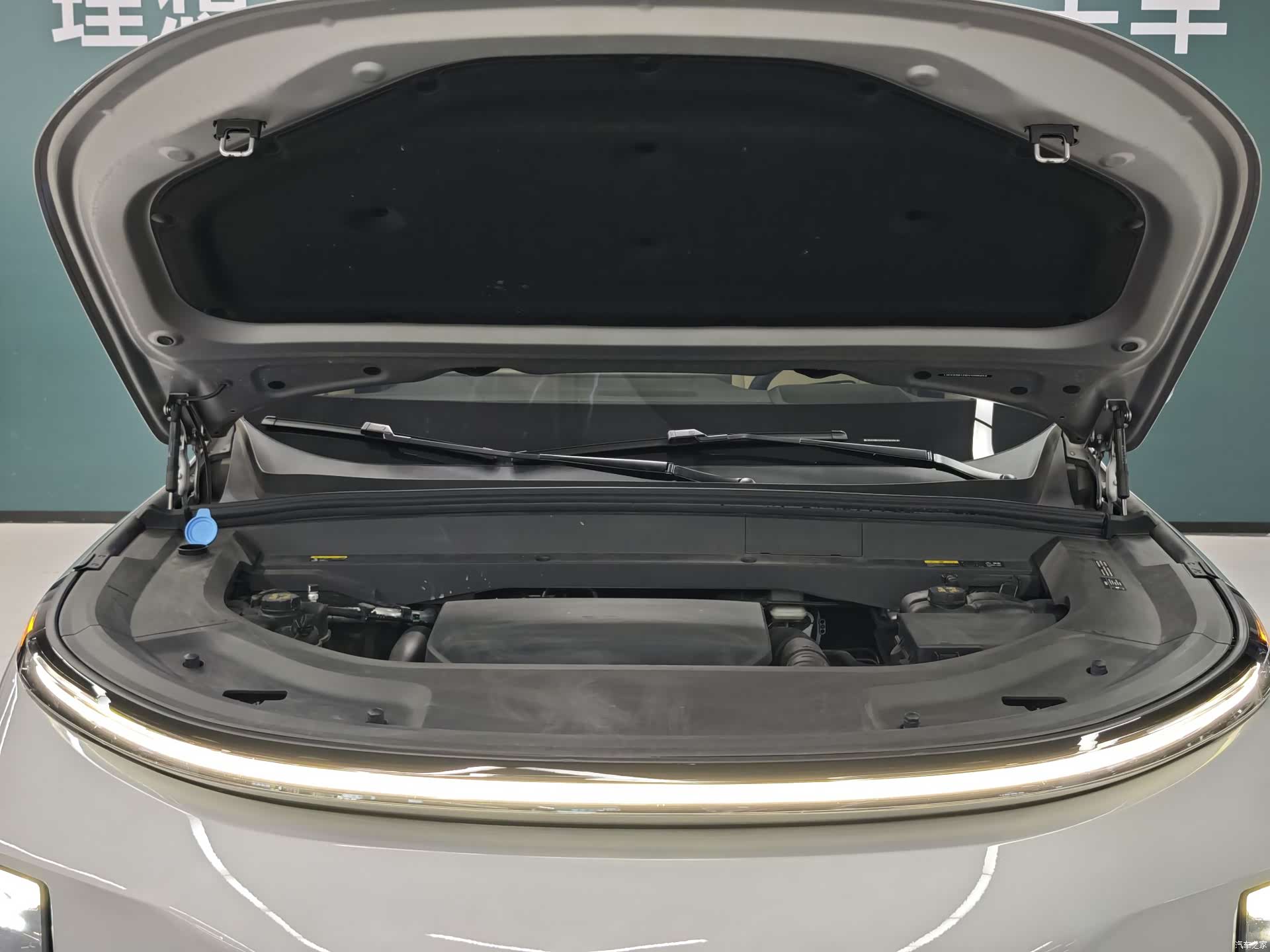 Li Auto L9, 2022 4