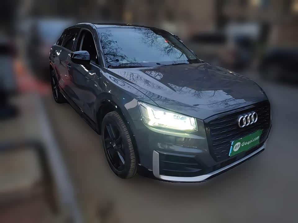 Audi Q2L
