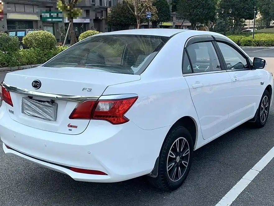 BYD F3