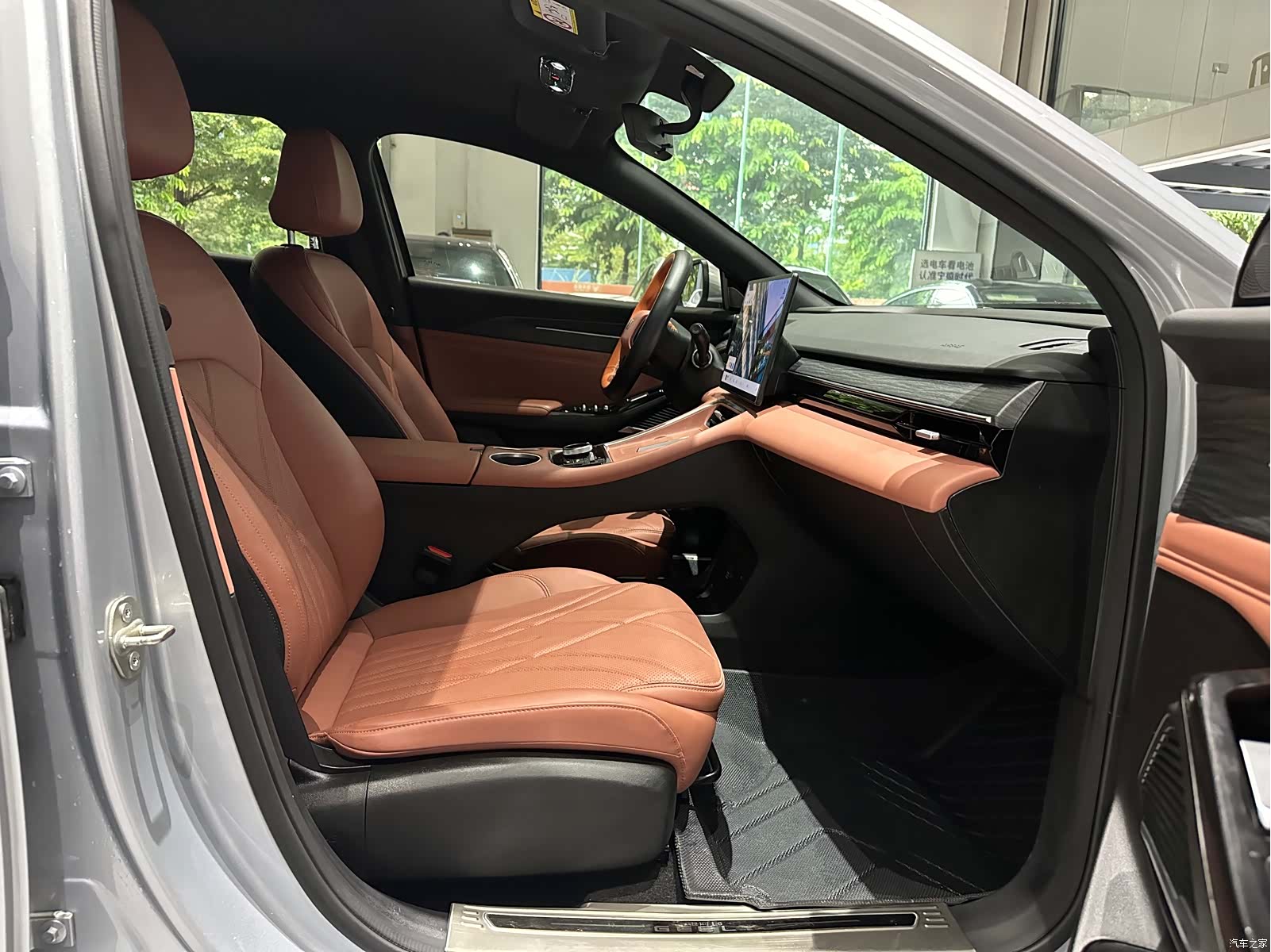 Geely Galaxy L6, 2025 20