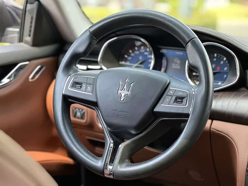 Maserati President