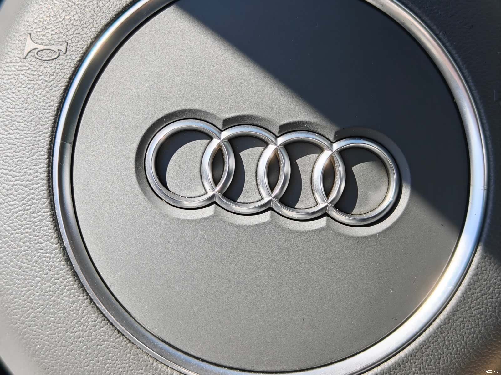 Audi A4L, 2012 33