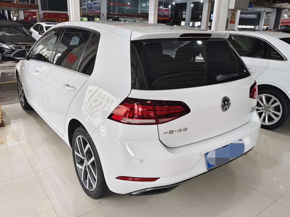 Volkswagen golf