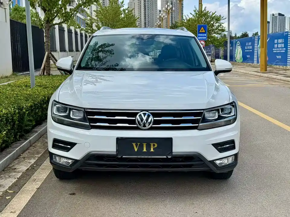 Volkswagen Tiguan L