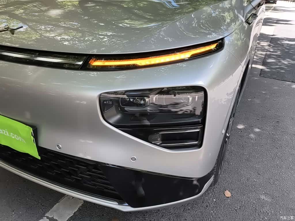 Xpeng G9, 2023 18