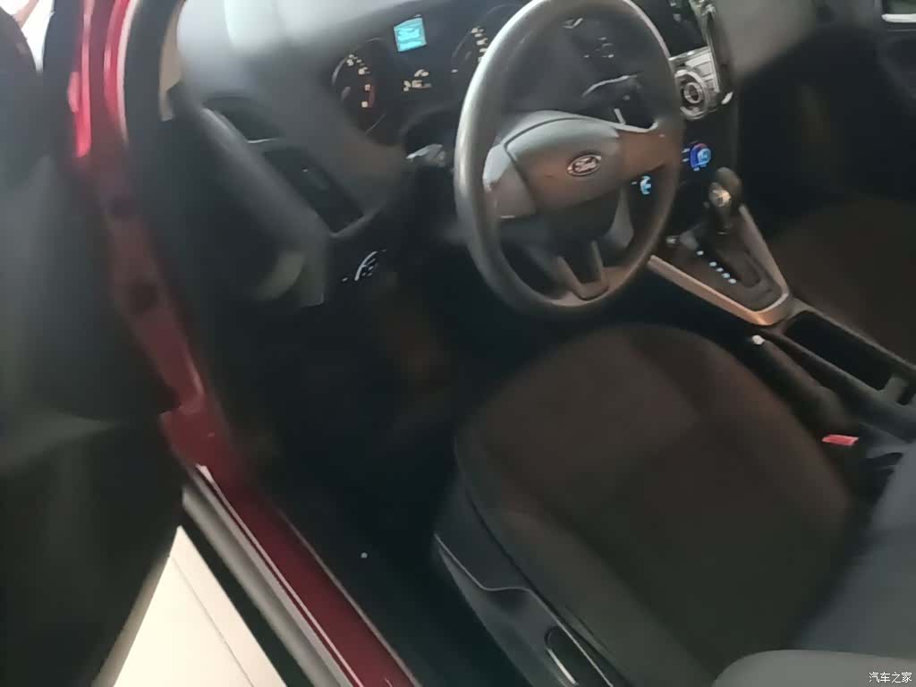 Ford Focus, 2015 16