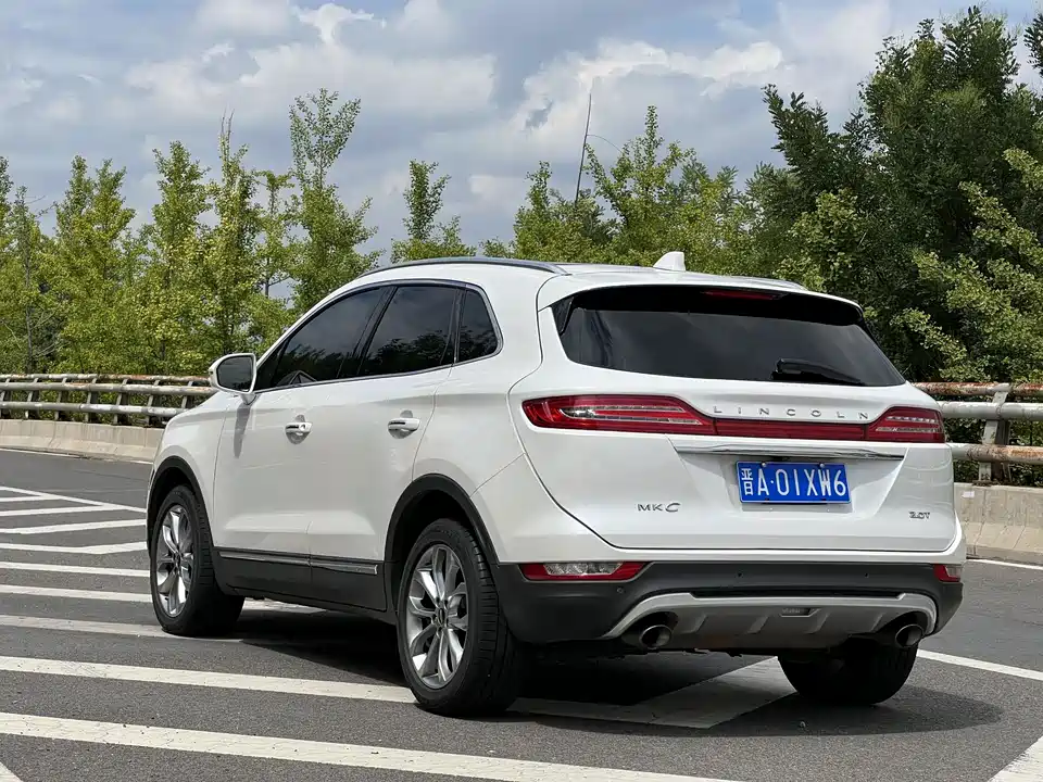 Lincoln MKC