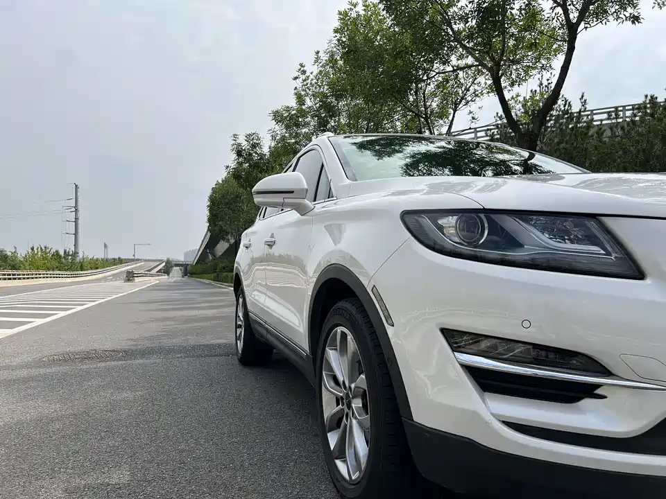 Lincoln MKC