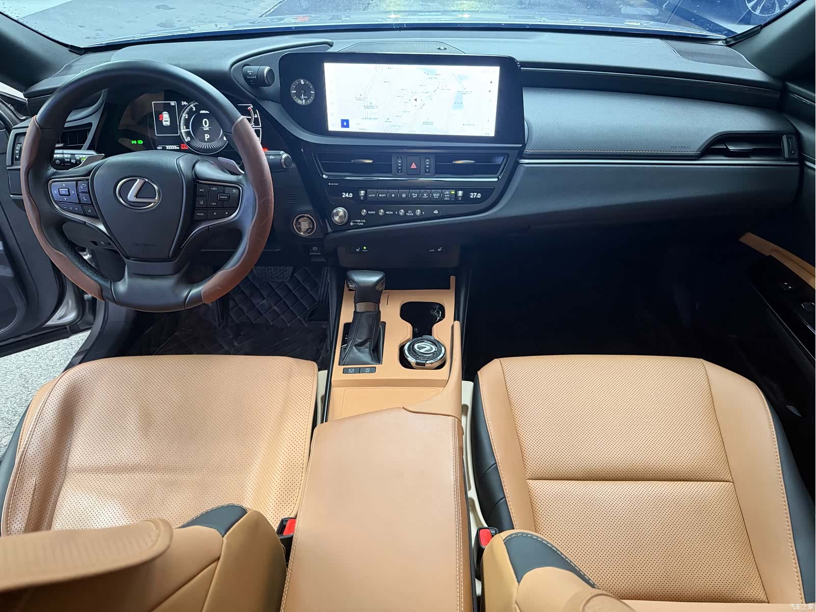 Lexus ES, 2024 11
