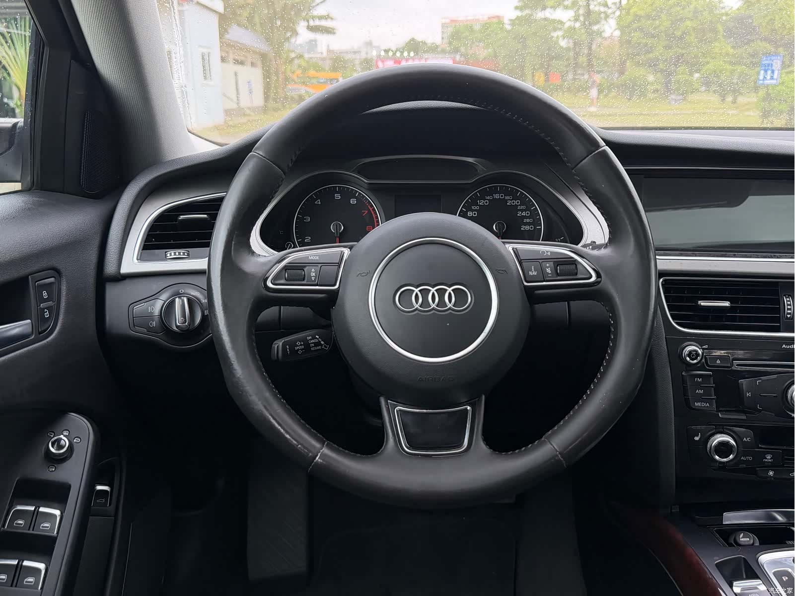 Audi A4L, 2016 8