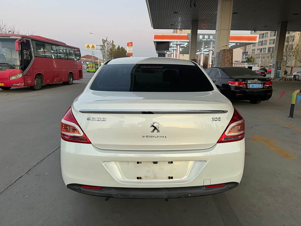 Peugeot 308