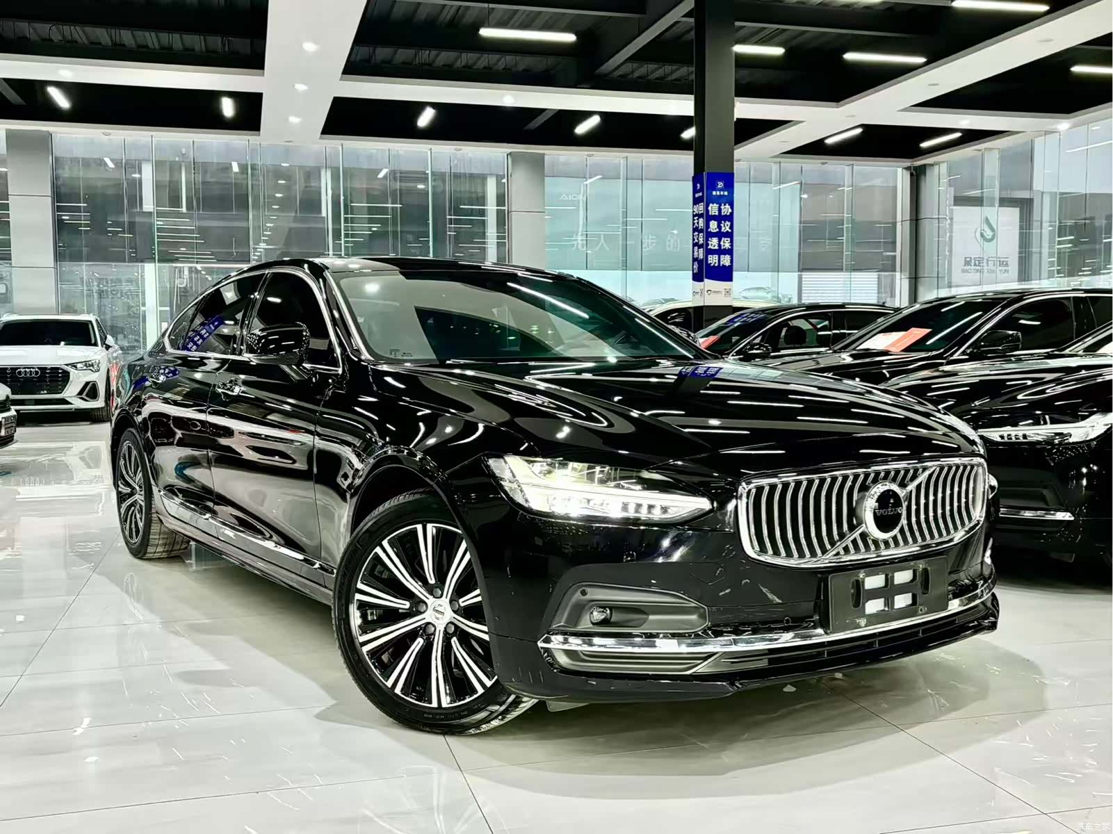 Volvo S90, 2021 3